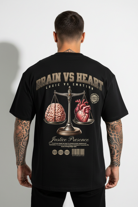 BRAIN VS HEART Oversized Shirt mir Backprint