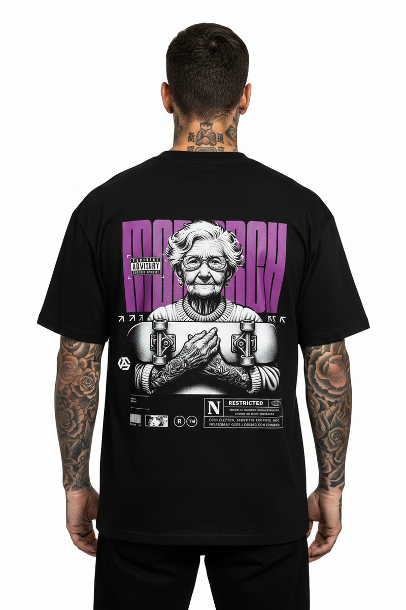 Skating Monarch Oversized Shirt mit Backprint – NILEOS, Produktfoto 1