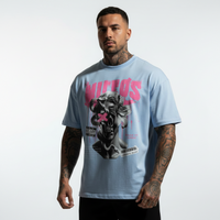 DEADBLØØM Oversized Shirt mit Frontprint – NILEOS, Produktfoto 4 – Miniaturansicht 5