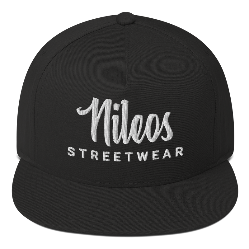 Nileos Flat Bill-Cap in Schwarz – Vorderansicht