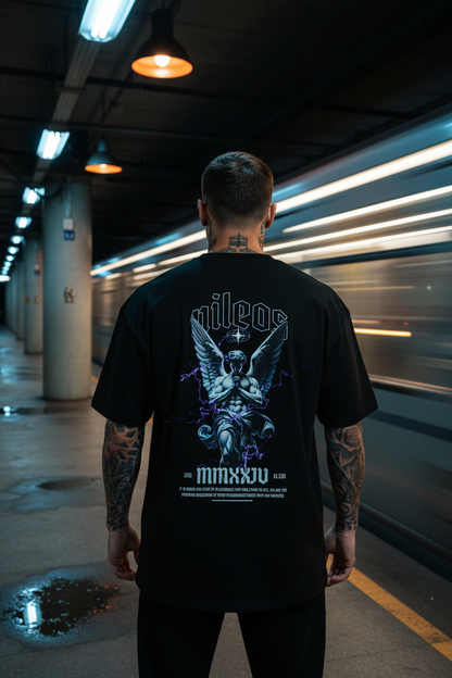 Radiant Oversized Shirt mit Backprint – NILEOS, Produktfoto 4