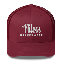 Nileos Trucker-Cap in Cranberry – Vorderansicht – Miniaturansicht 17