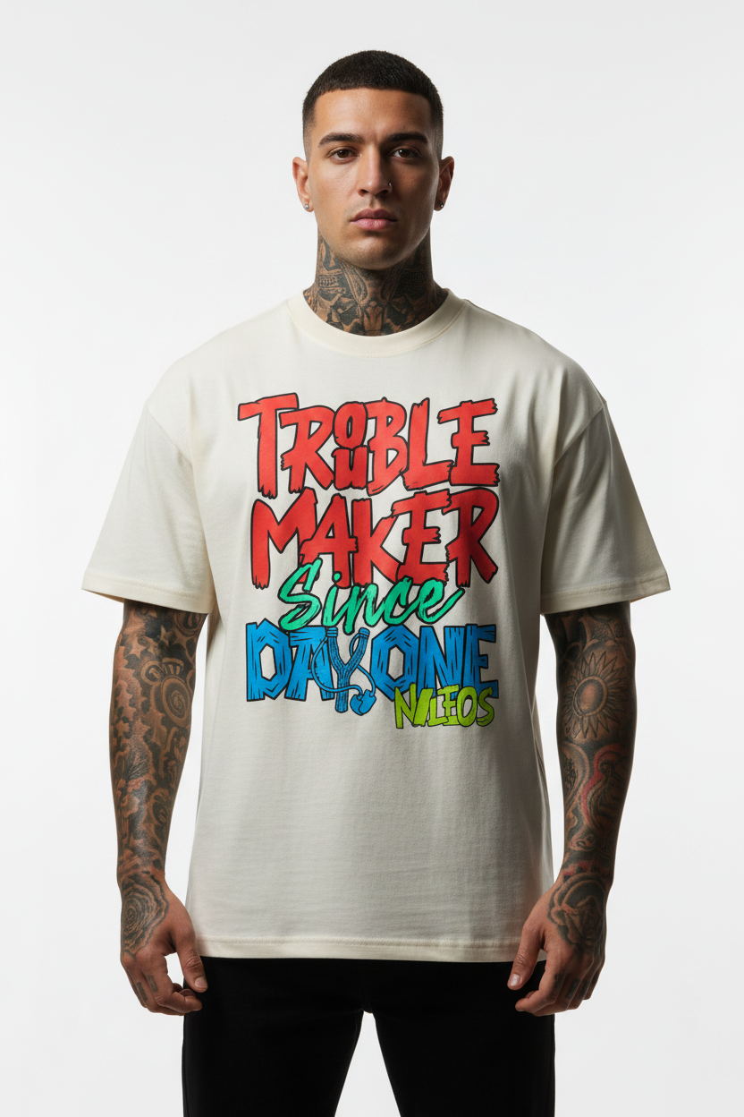 Troublemaker Oversized Shirt mit Frontprint – Farbe Natural Raw