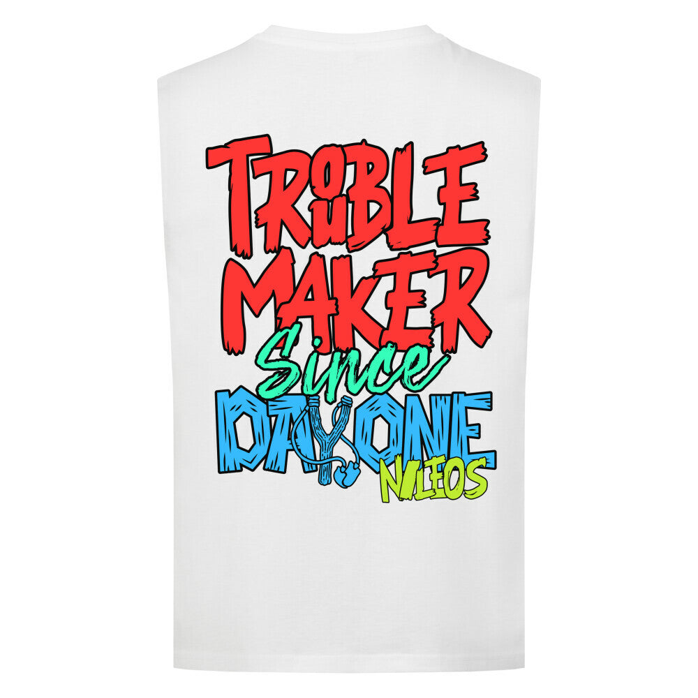 Troublemaker Sleeveless Oversized Tee mit Backprint – Farbvariante Weiß