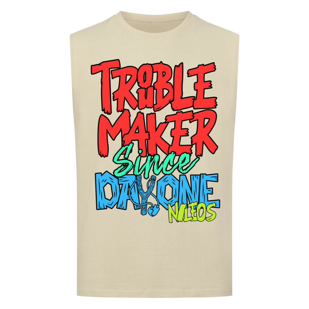 Troublemaker Sleeveless Oversized Tee mit Frontprint – Farbvariante Sand